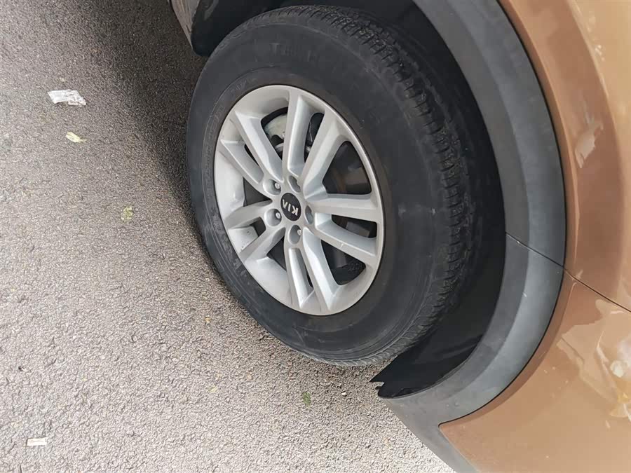 Kia Sorento 2018 car image #10