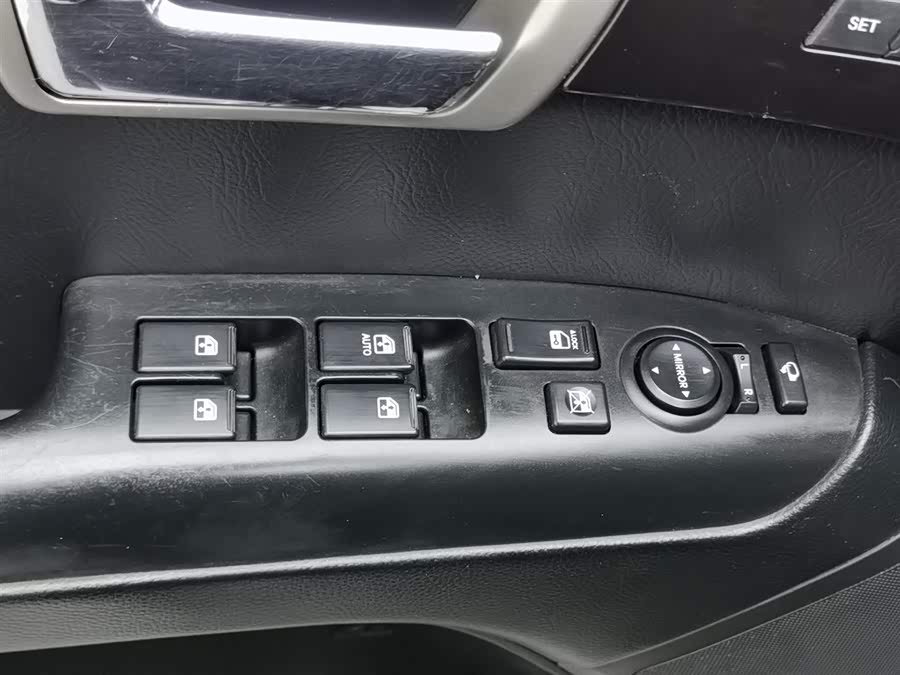 起亚 霸锐 2011 汽车图片 #10