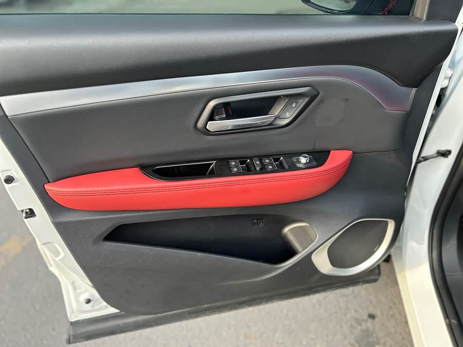 Haval H2s 2019 car image #10