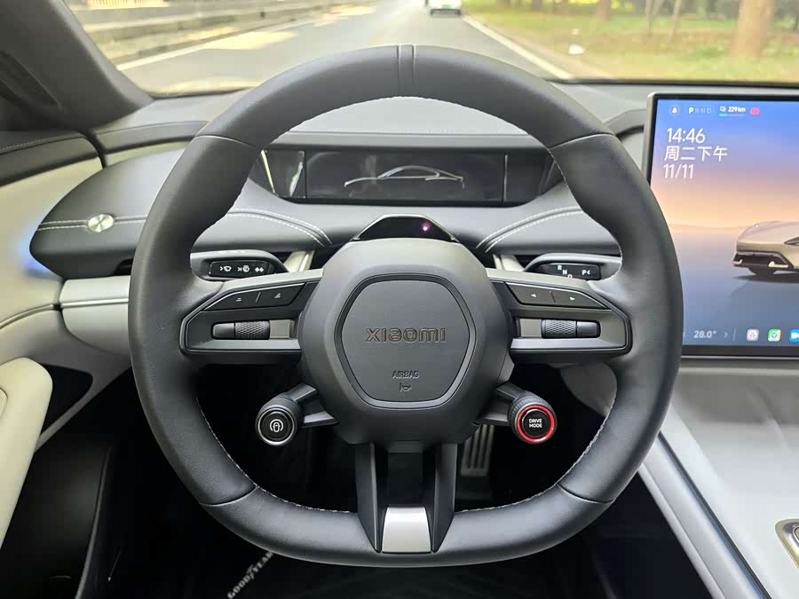 MI SU7 2024 car image #10