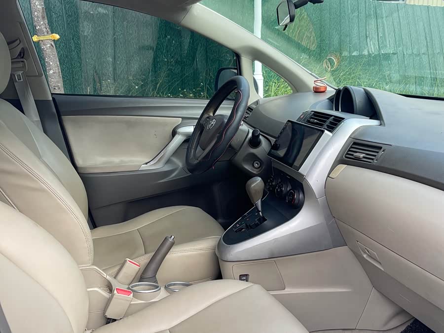 Toyota Reiz 2011 #10 Toyota Reiz 2011 immagine di auto #10