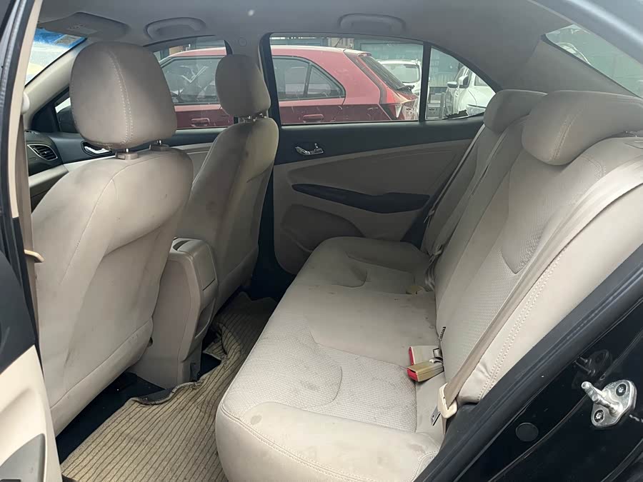 Chery Arrizo 3 2014 immagine di auto #10