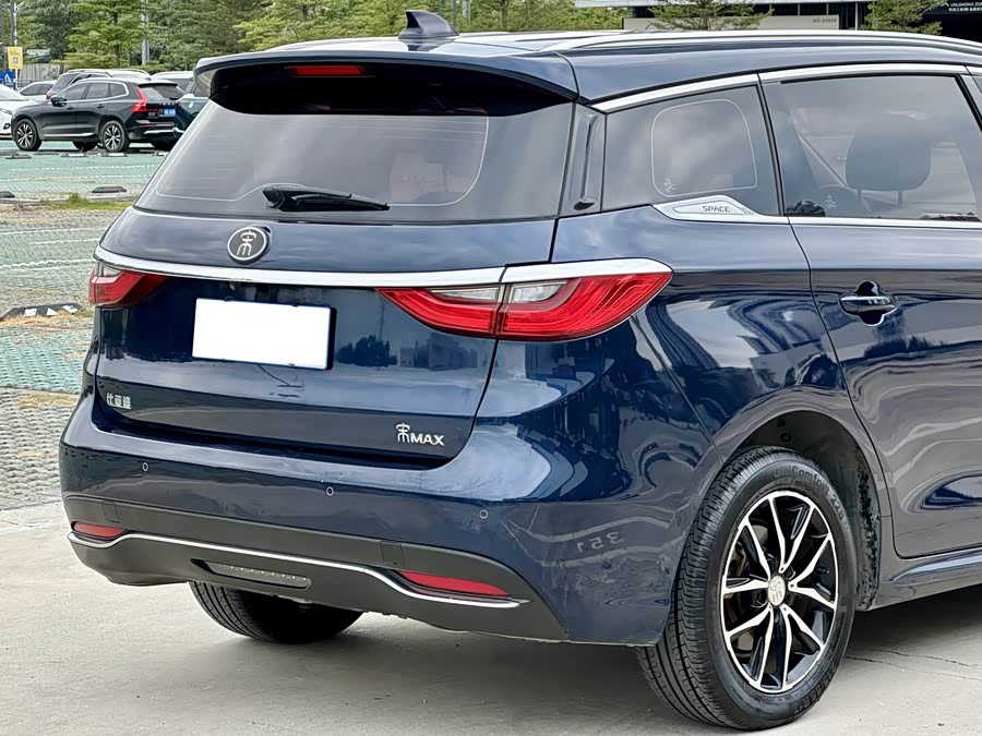 BYD Song MAX 2018 car image #10