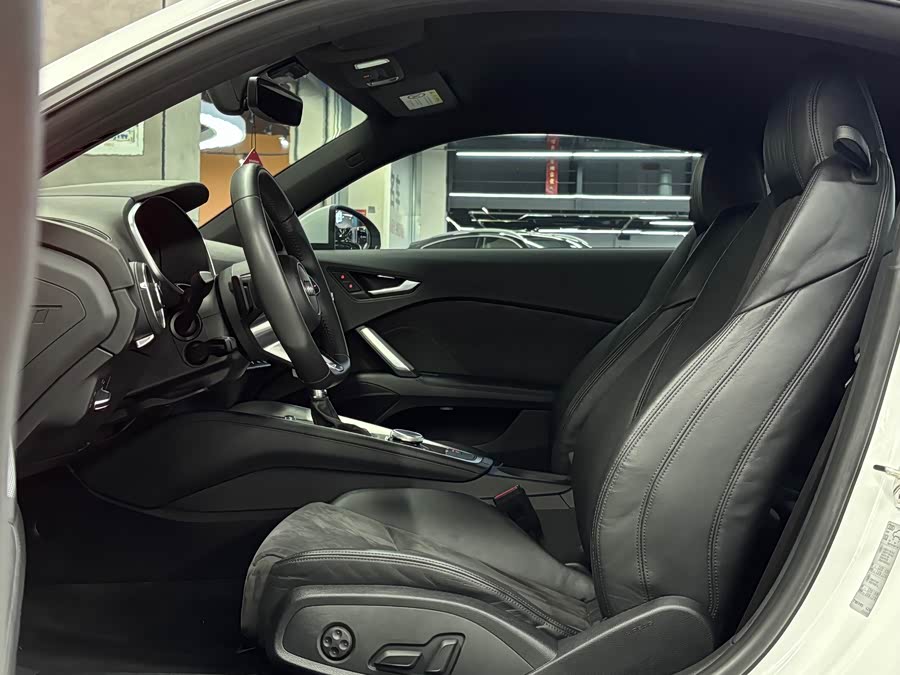 Audi TT 2017 image de voiture #10