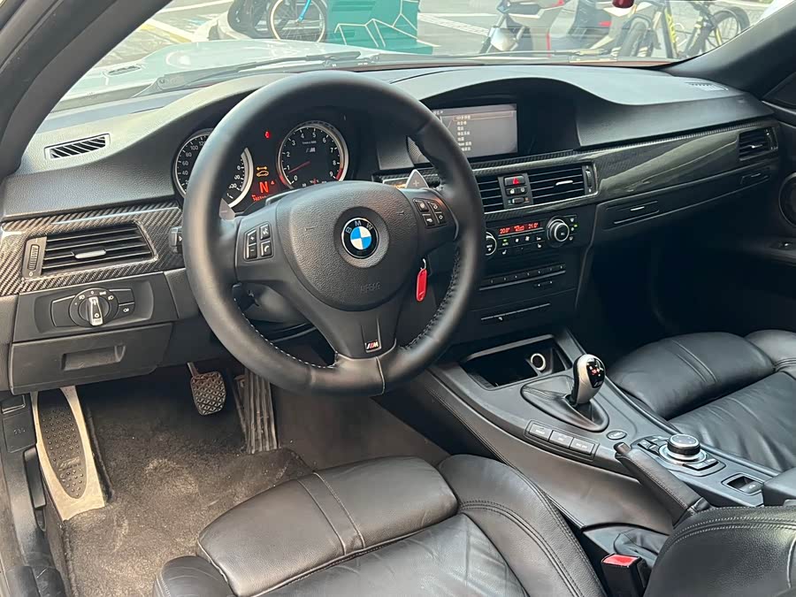 BMW M3 2011 car image #10