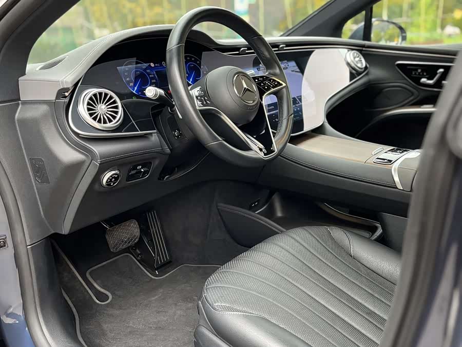 Mercedes-Benz EQS Class 2022 car image #10