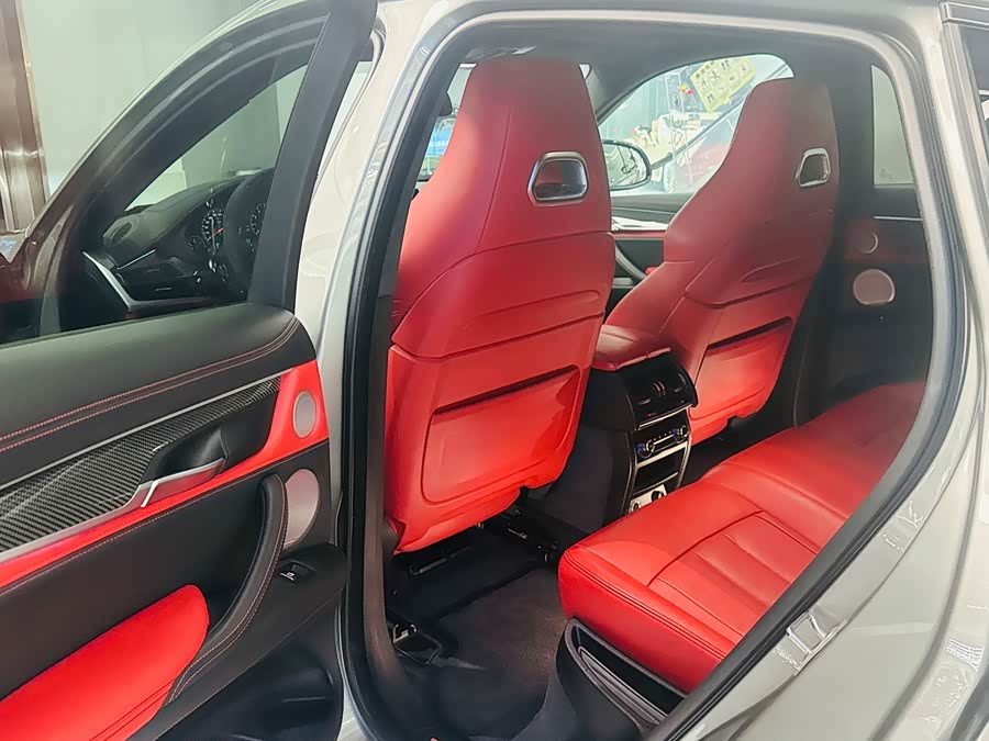 BMW X6 M 2016 car image #10