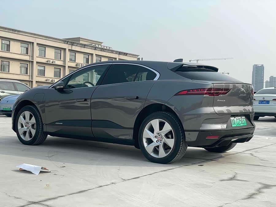 2020 car image #10