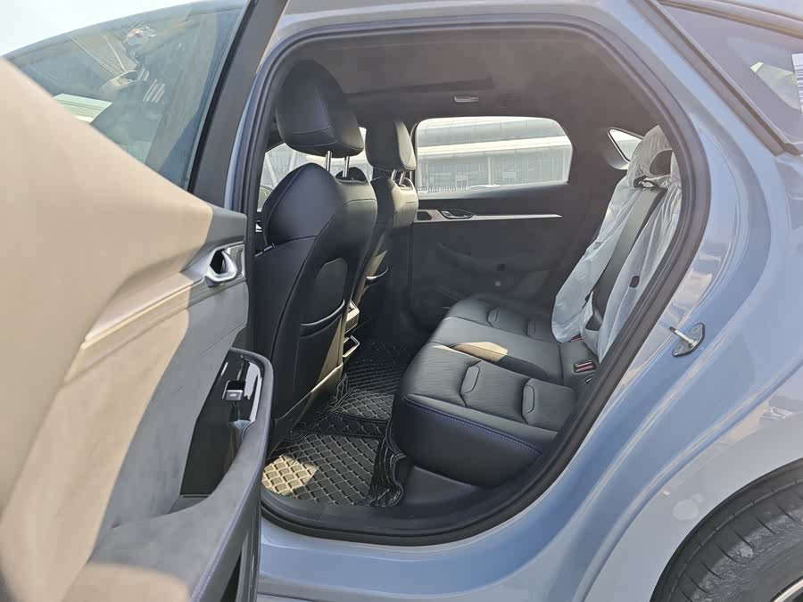 GEELY Preface 2025 изображение автомобиля #10