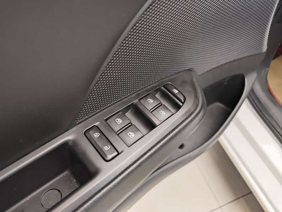 雪佛兰 科沃兹 2018 汽车图片 #10