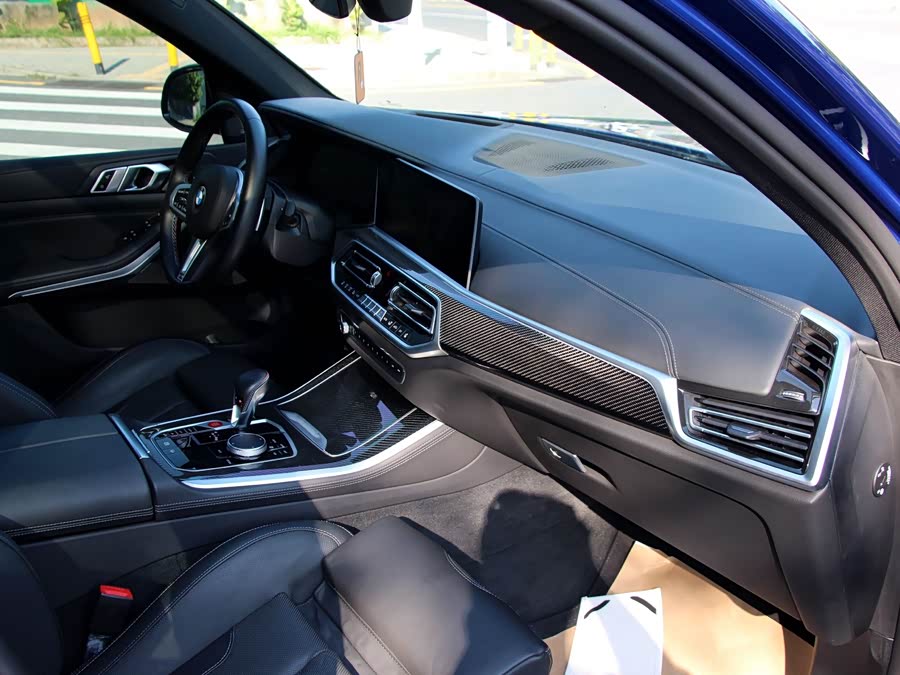 BMW X5 M 2023 #10 BMW X5 M 2023 car image #10