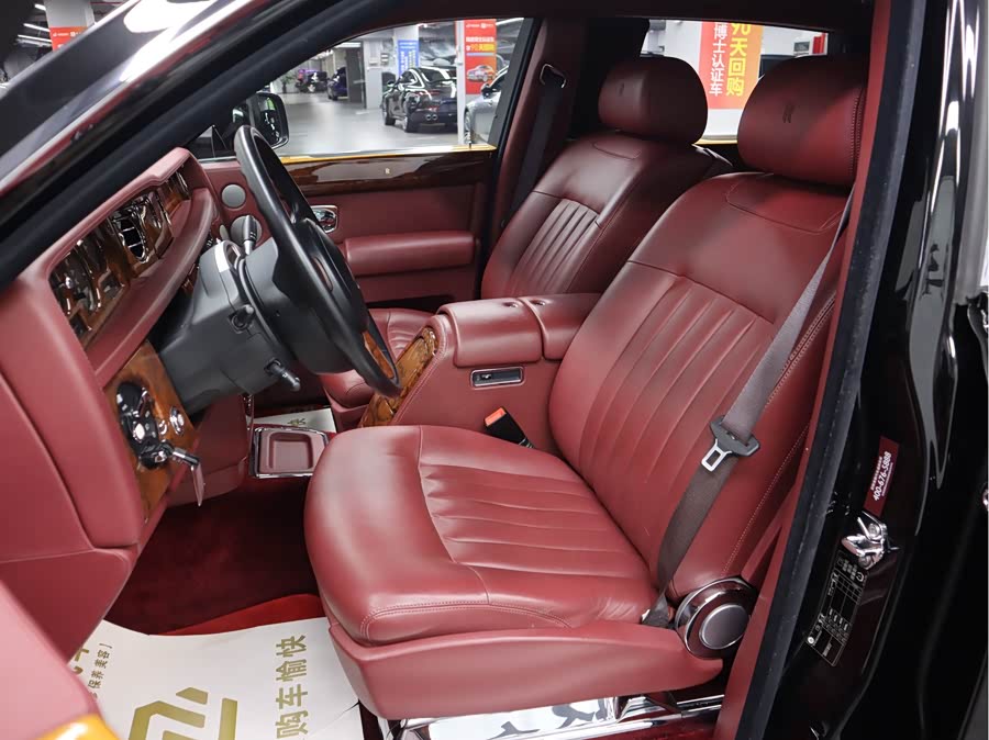 劳斯莱斯 古思特 2021 汽车图片 #10