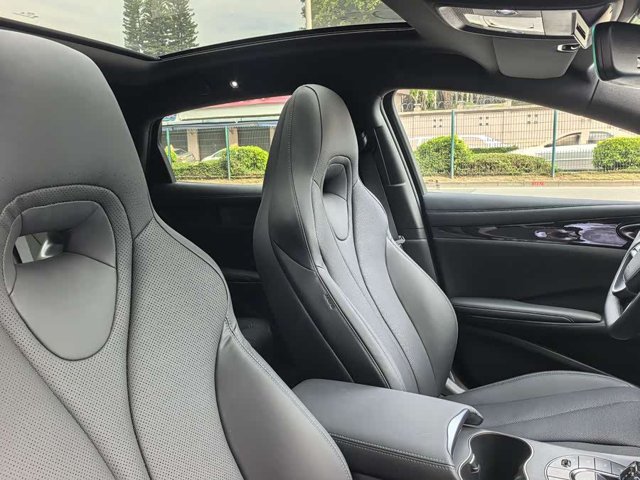 BYD Seal 2025 car image #10