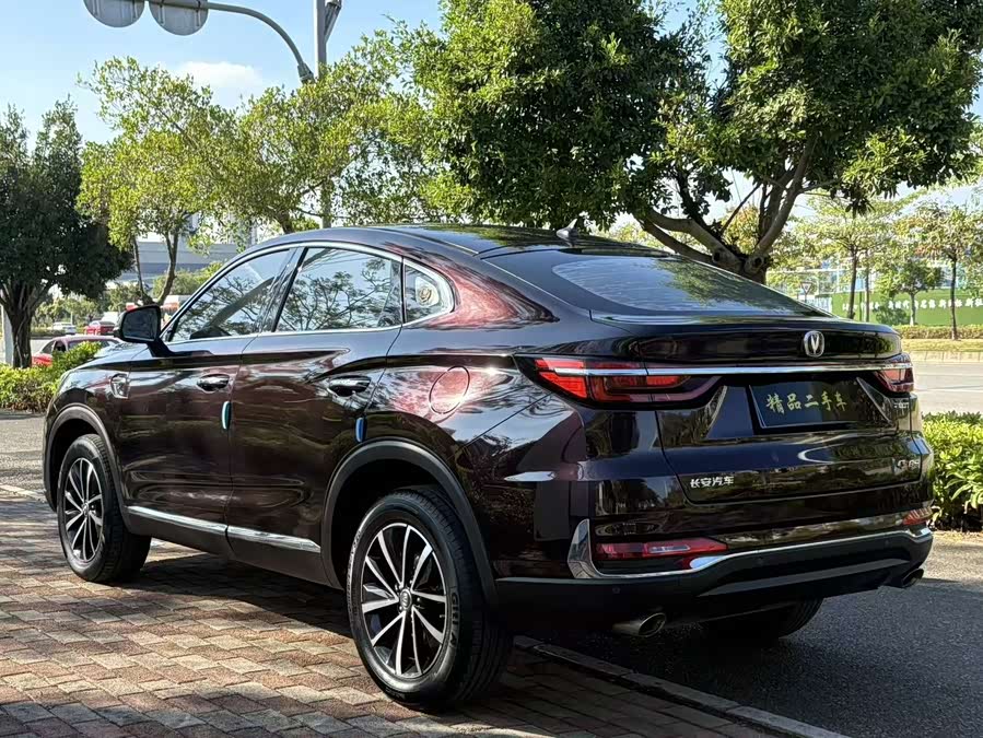 Changan CS85 Coupe 2019 car image #10