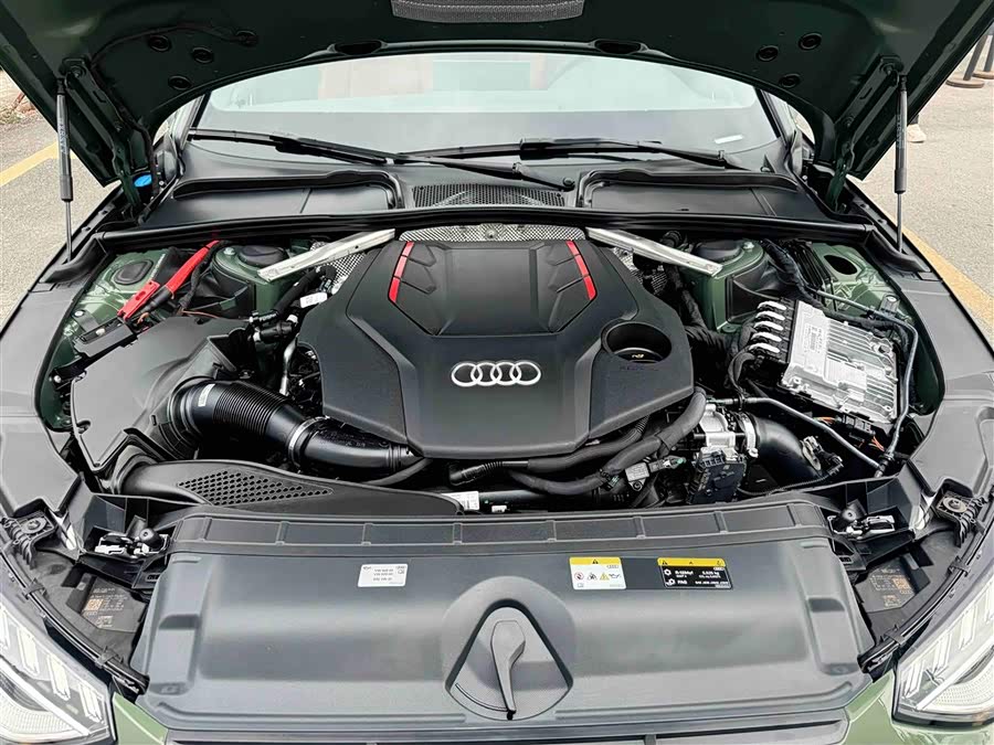 Audi S4 2024 صورة سيارة #10