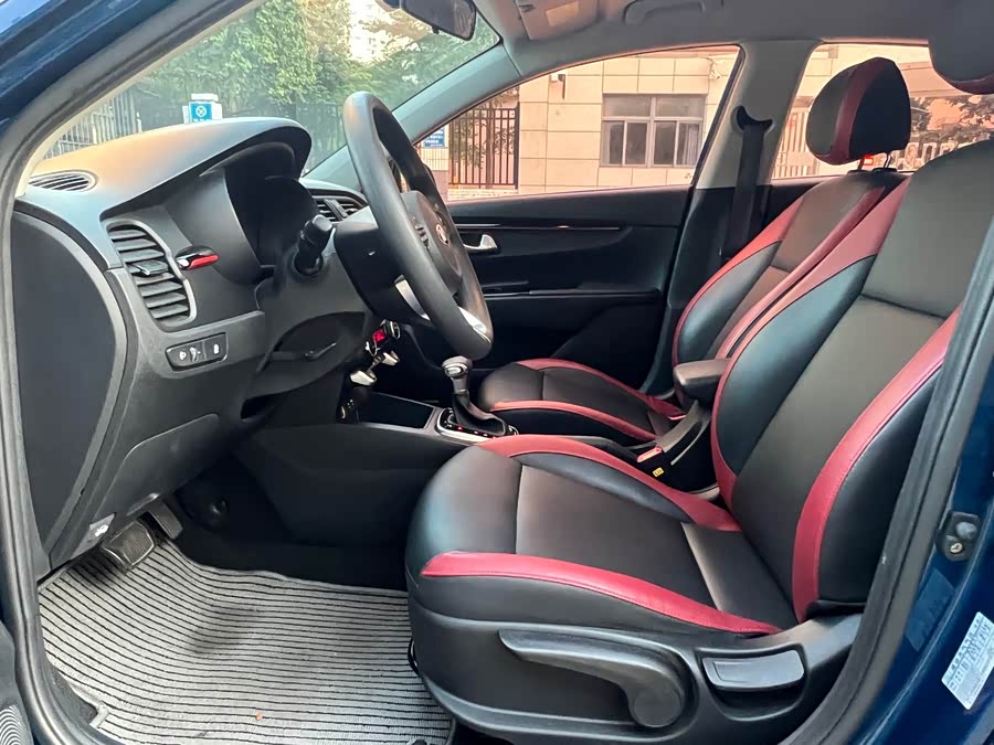 起亚 KX CROSS 2018 汽车图片 #10