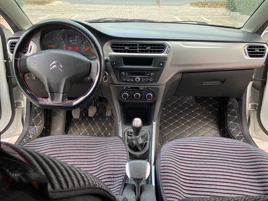 Citroen C-Elysée 2018 #10 Citroen C-Elysée 2018 immagine di auto #10