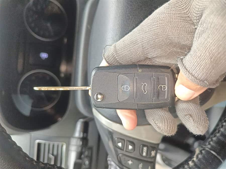 Forthing JOYEAR S50 2015 #10 Forthing JOYEAR S50 2015 imagem de carro #10