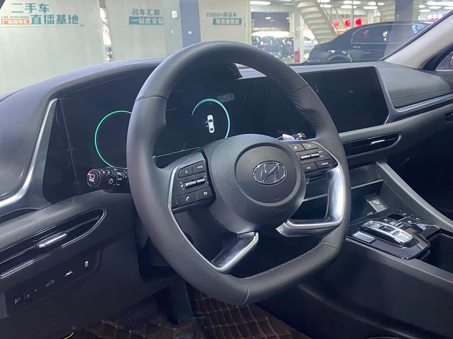 Hyundai Sonata 2022 car image #10