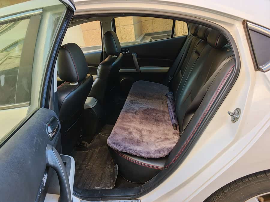 马自达 睿翼 2013 汽车图片 #10