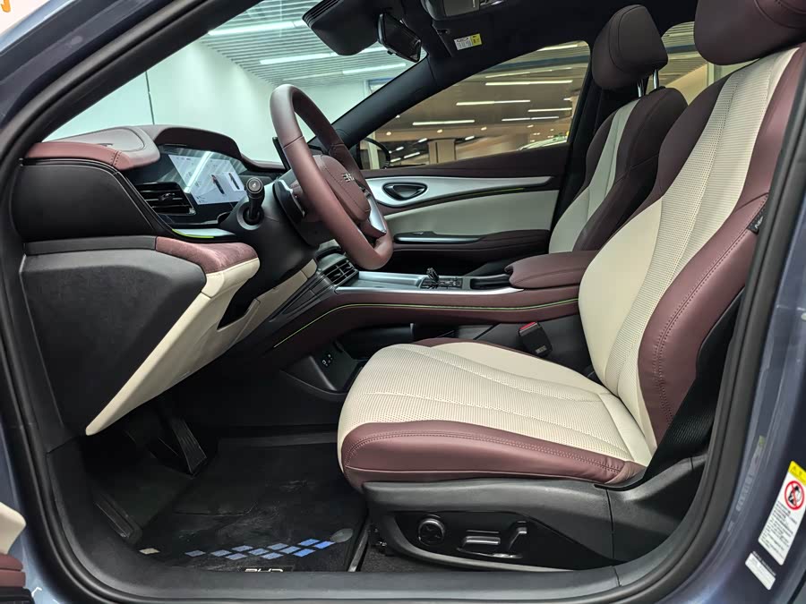 比亚迪 海豹07 DM-i 2025 汽车图片 #10