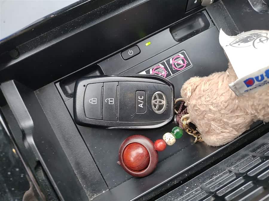 丰田 一汽丰田bZ4X 2023 汽车图片 #10