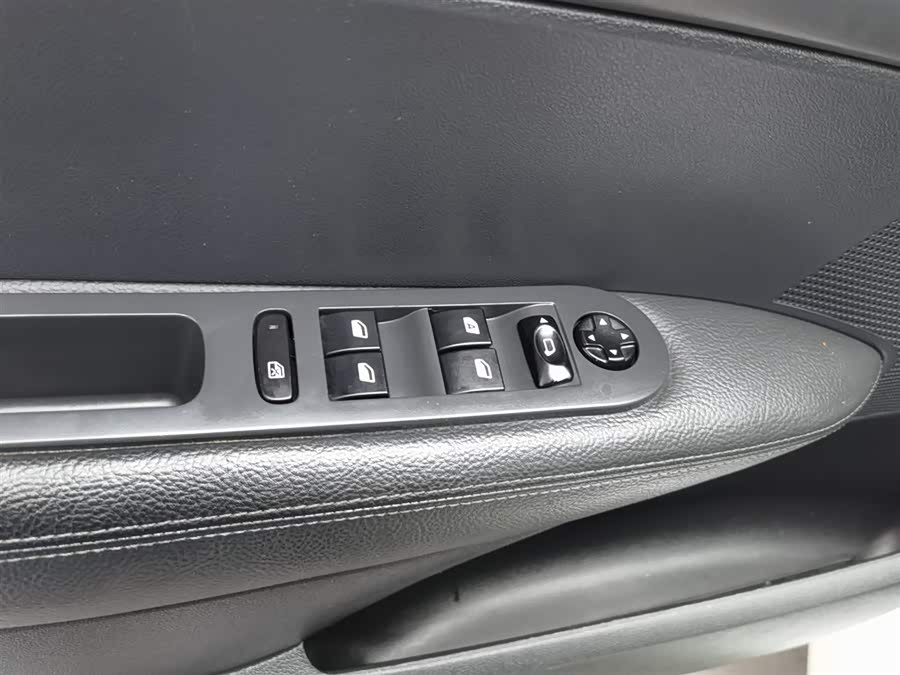 标致 标致308 2015 汽车图片 #10