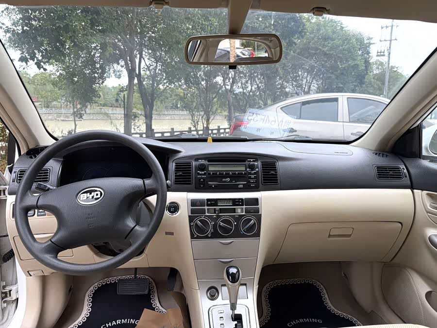 BYD F3 2014 #10 BYD F3 2014 car image #10