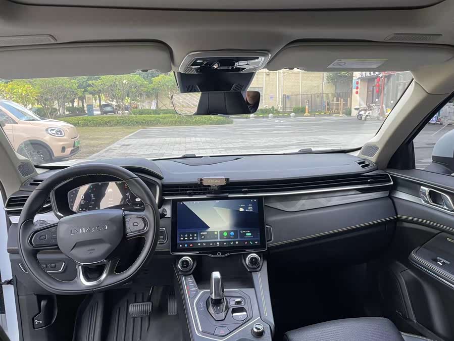 Lynk & Co 01 2023 image de voiture #10