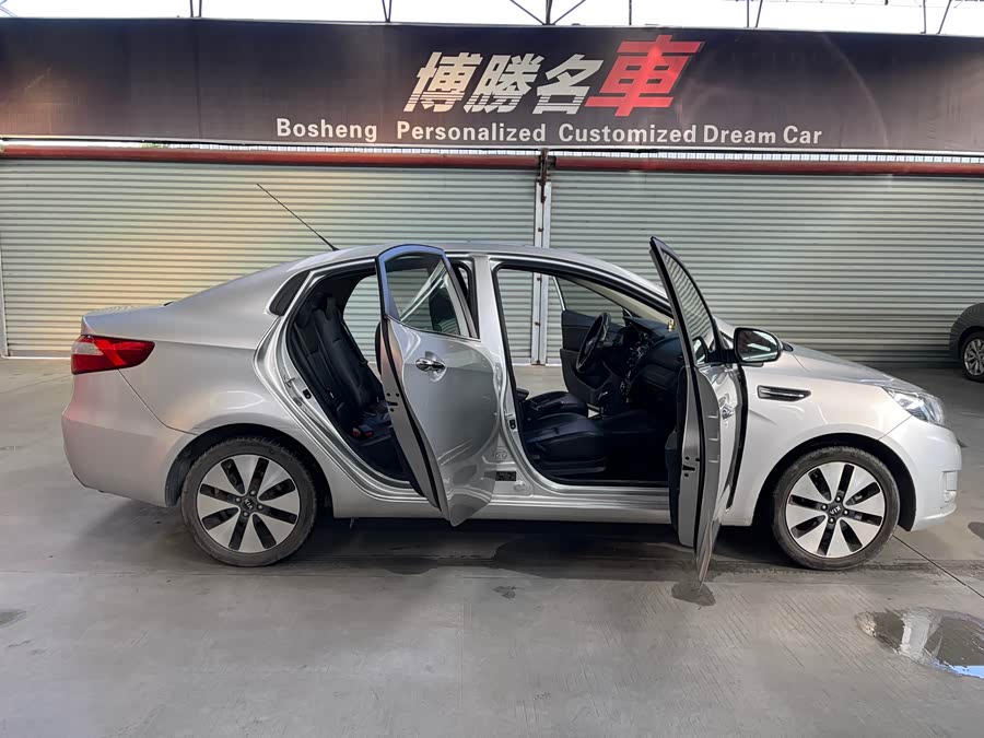 起亚 起亚K2 2013 汽车图片 #10