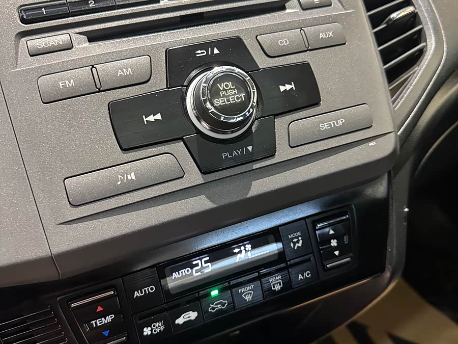 Honda Civic 2012 #10 Honda Civic 2012 صورة سيارة #10