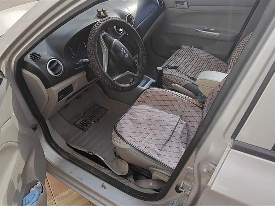 Changan Alsvin V3 2014 imagem de carro #10