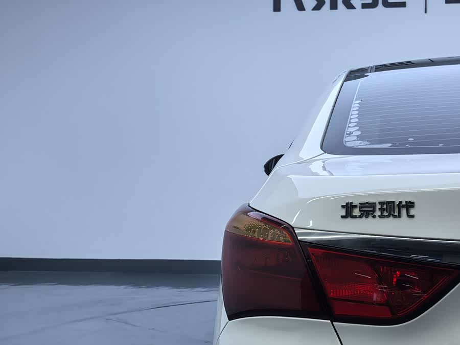 Hyundai Mistra 2014 #10 Hyundai Mistra 2014 car image #10