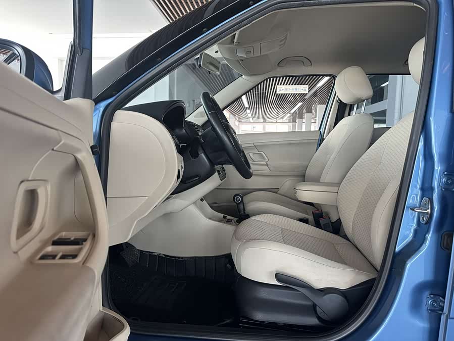 Skoda Fabia 2013 immagine di auto #10