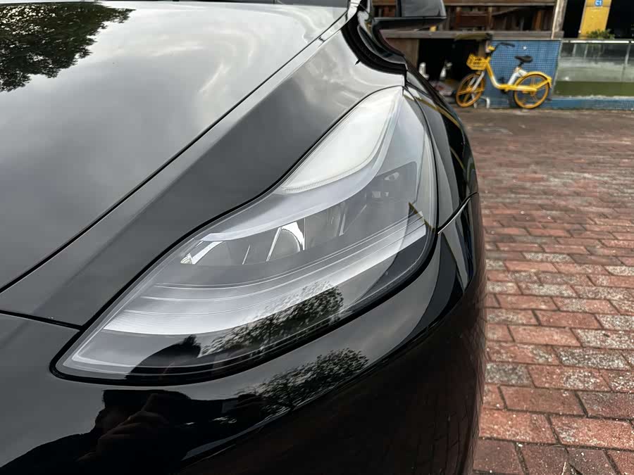 Tesla Model Y 2022 #10 Tesla Model Y 2022 car image #10