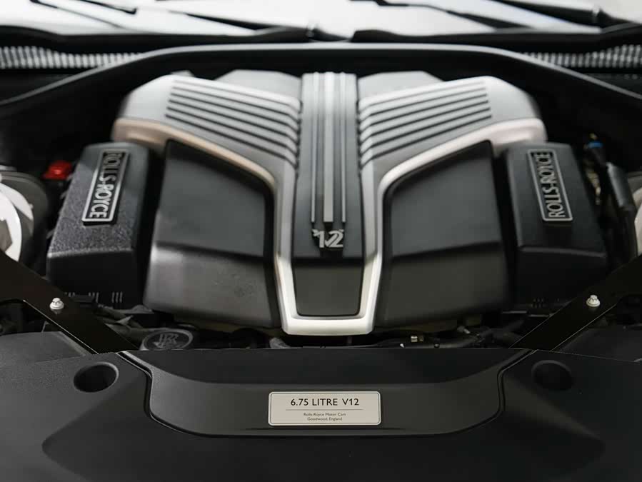 劳斯莱斯 古思特 2023 汽车图片 #10