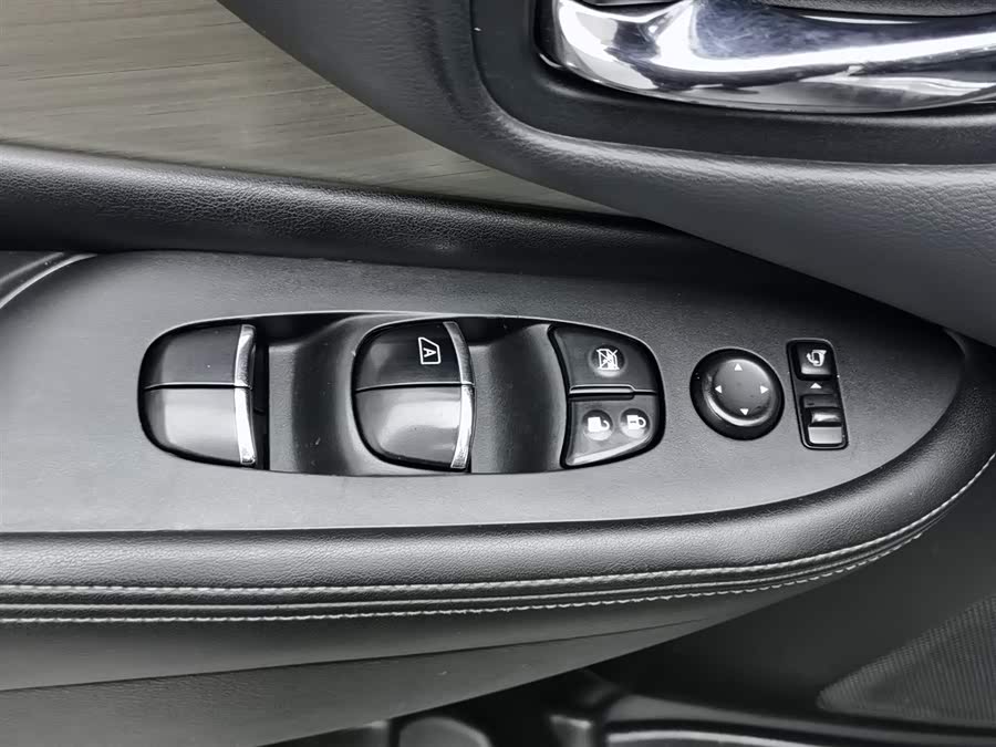 日产 楼兰 2018 汽车图片 #10