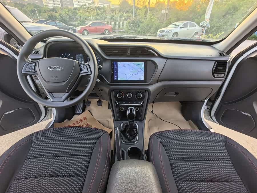 奇瑞 瑞虎3 2017 汽车图片 #10