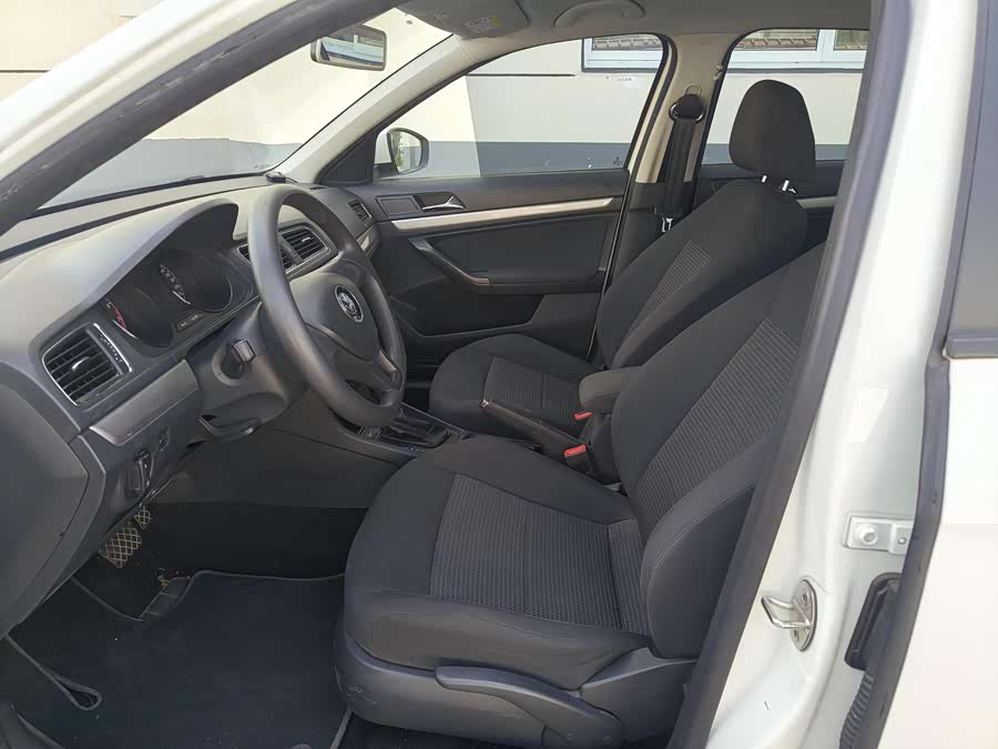 Volkswagen Lavida 2018 car image #10