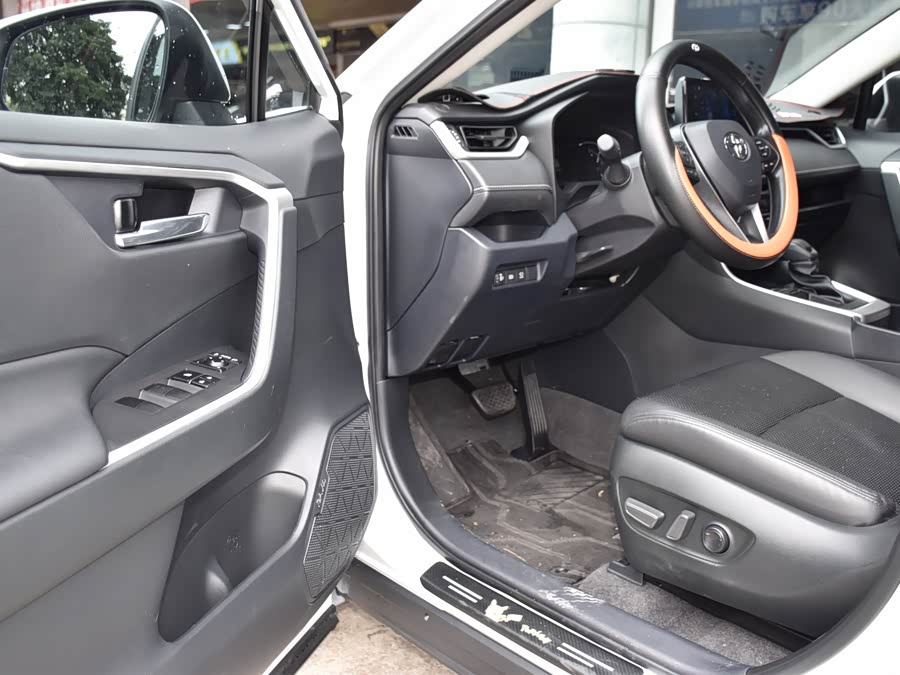Toyota RAV4 2023 #10 Toyota RAV4 2023 immagine di auto #10