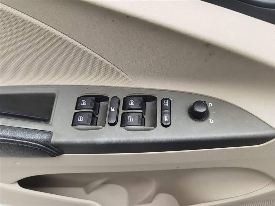 Chery Arrizo 3 2015 car image #10