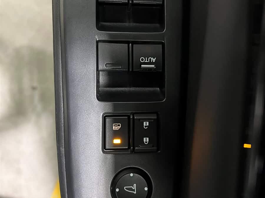 Honda Envix 2022 صورة سيارة #10