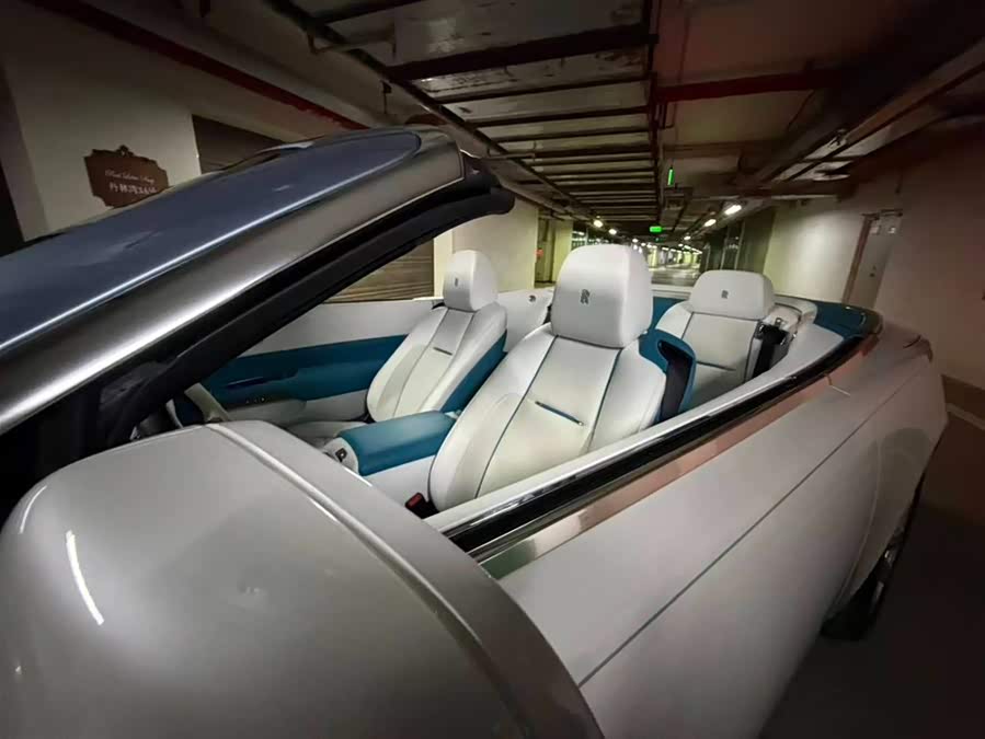 Rolls-Royce Dawn 2018 car image #10