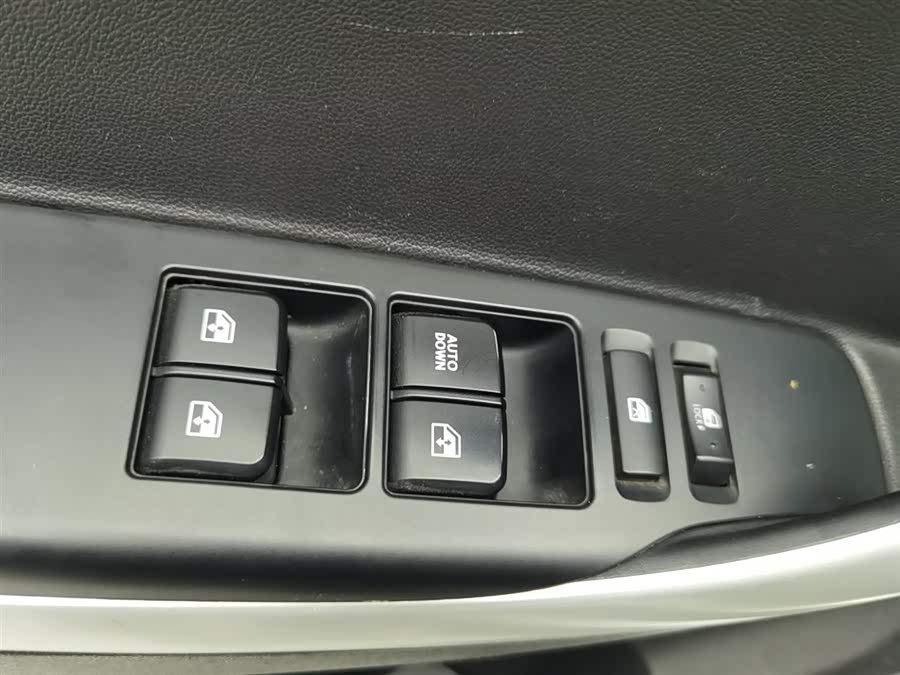 Changan CS35 2016 car image #10