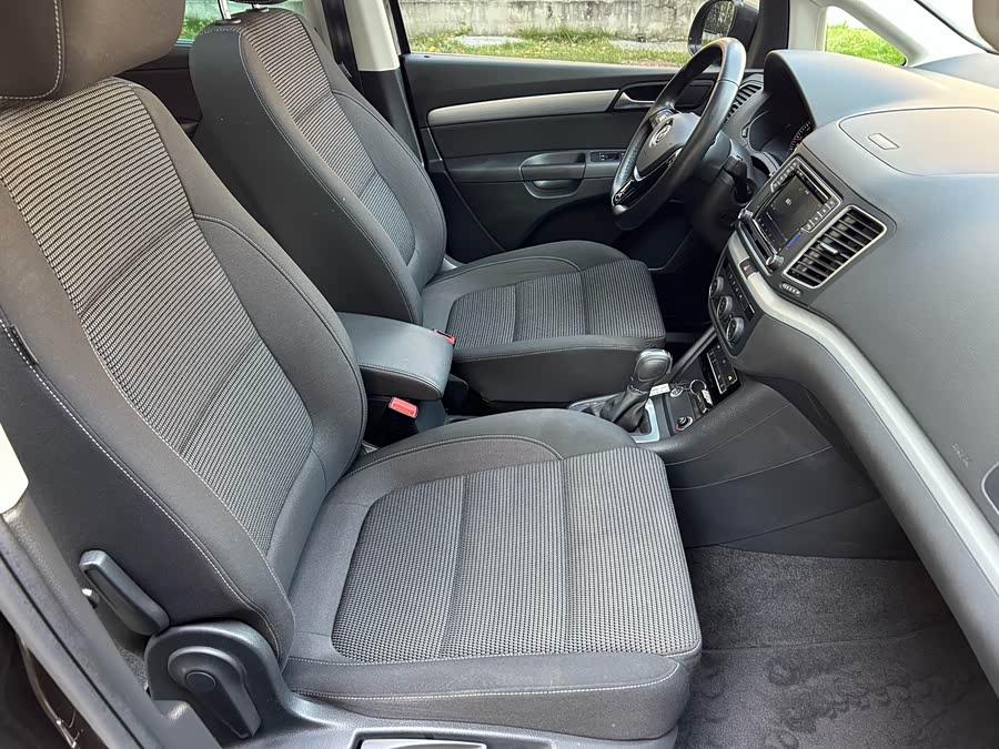 Volkswagen Sharan 2019 #10 Volkswagen Sharan 2019 imagem de carro #10