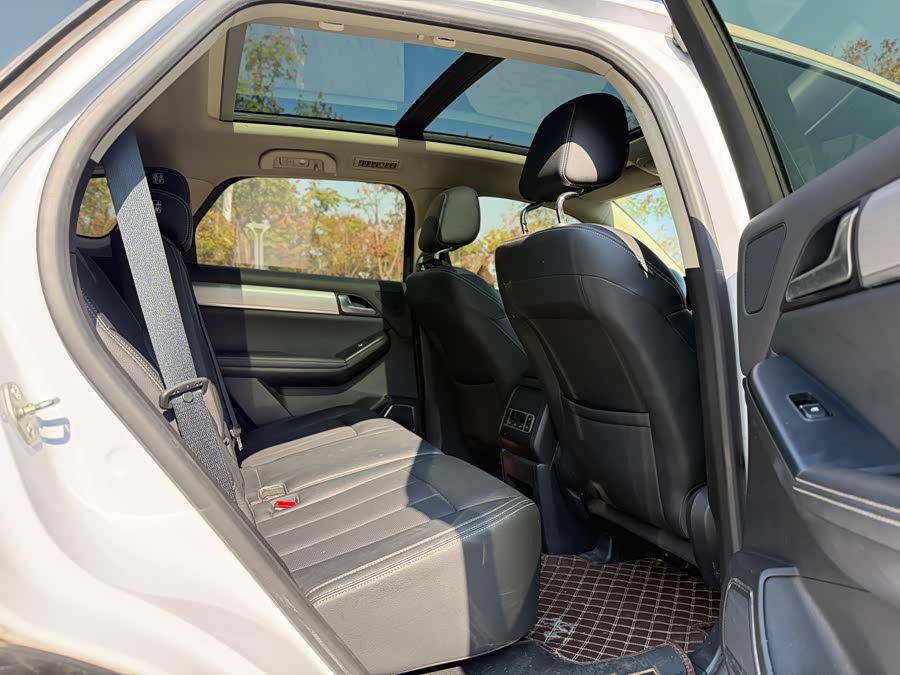BYD Tang 2019 car image #10