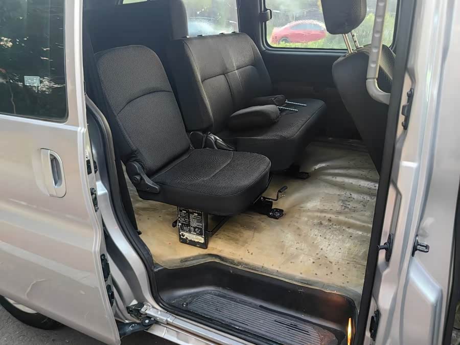 JAC 2015 #10 JAC 2015 car image #10