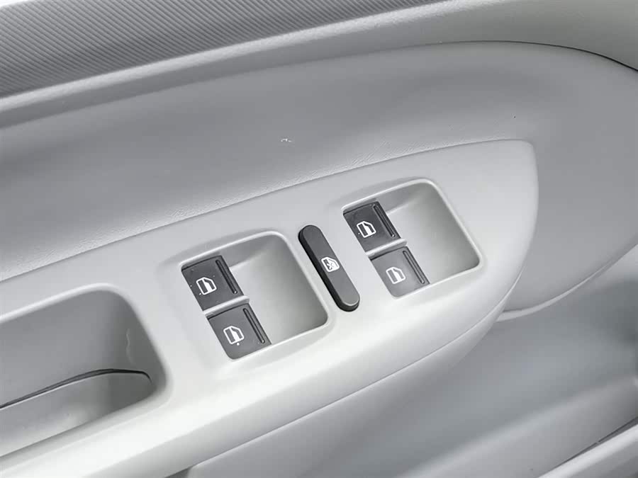 Skoda Octavia 2014 car image #10