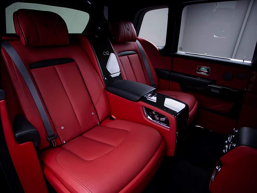 Rolls-Royce Cullinan 2022 car image #10