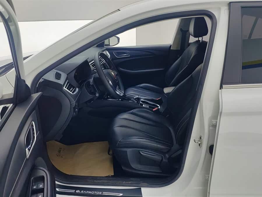 Roewe i5 2021 car image #10